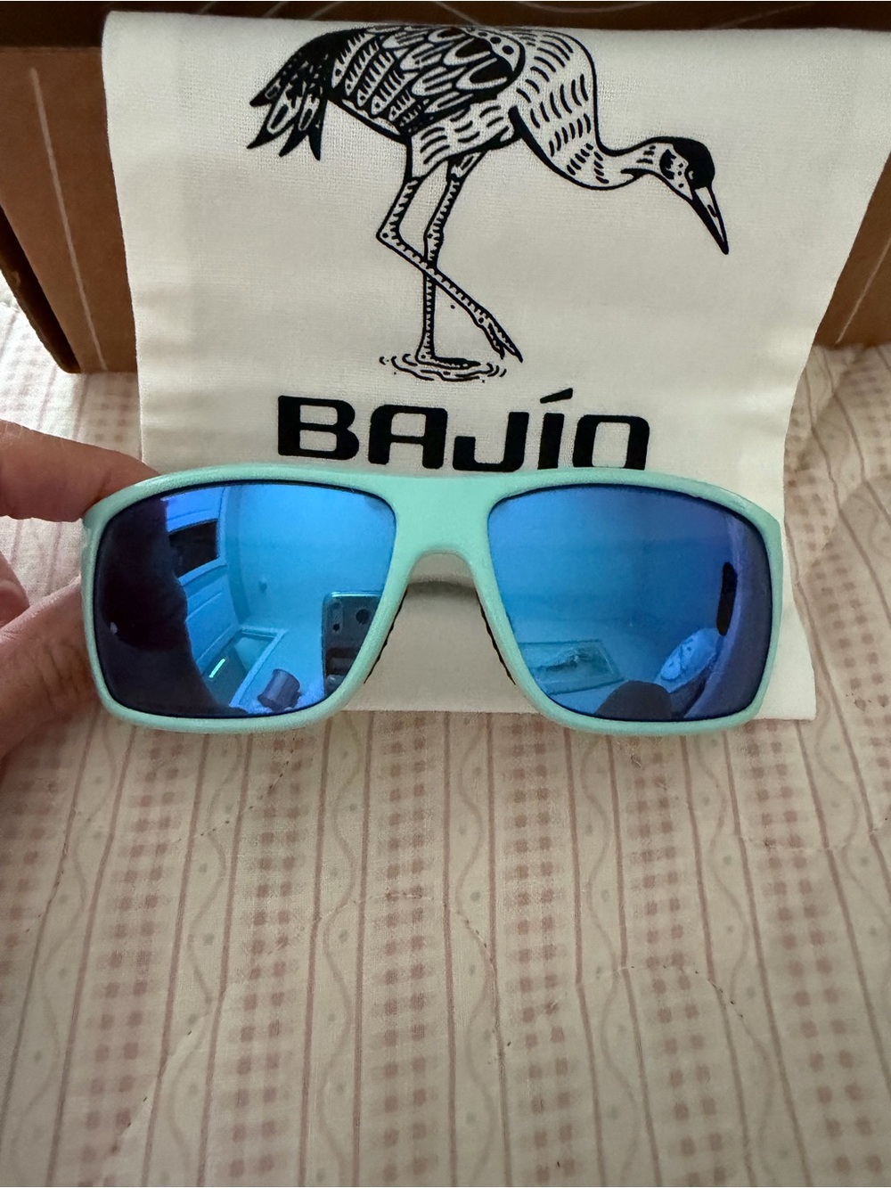 Bajío Unisex Light blue  Frame w/Blue Mirror Lens Sunglasses